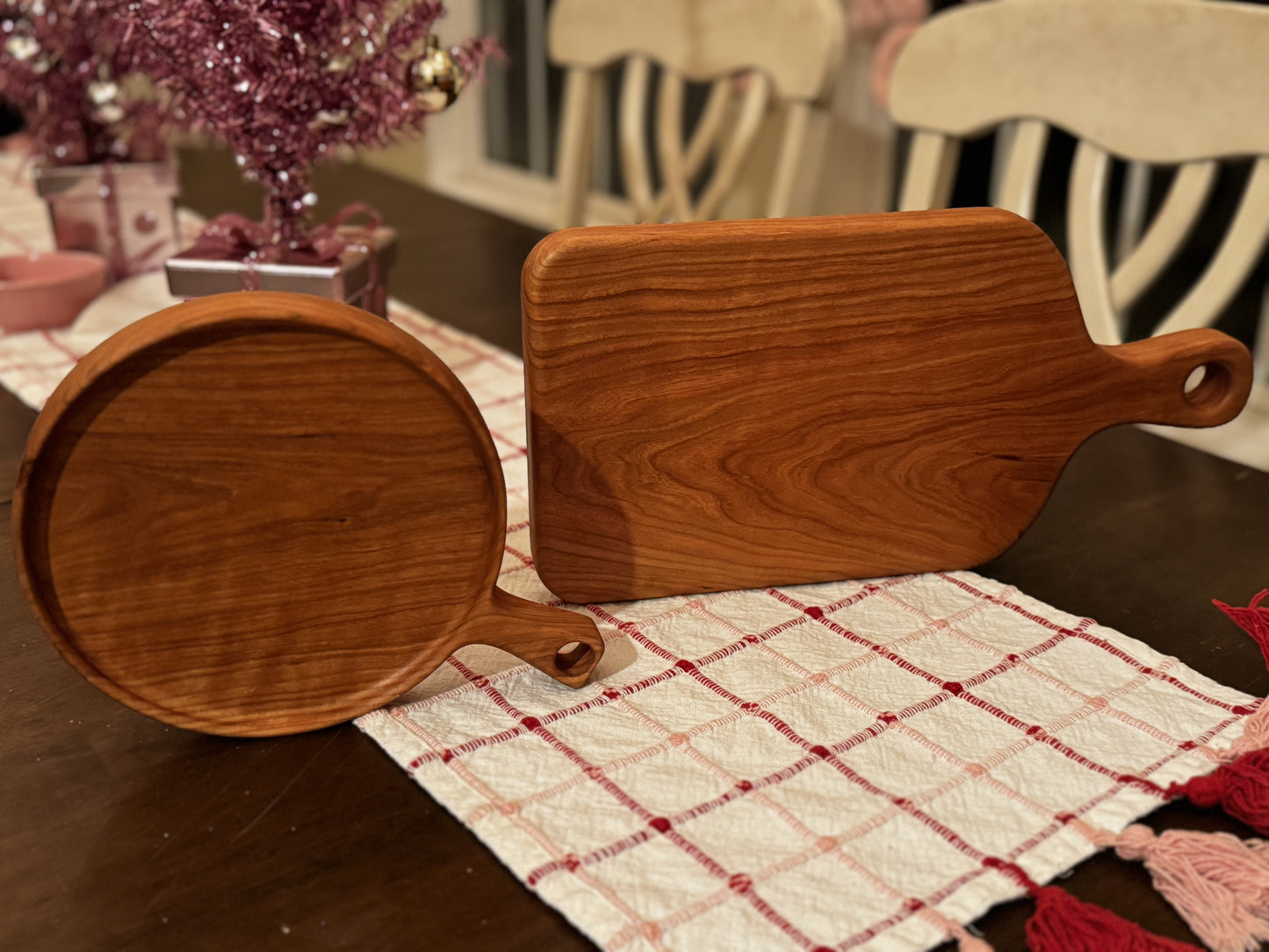 CHARCUTERIE/CUTTING BOARD